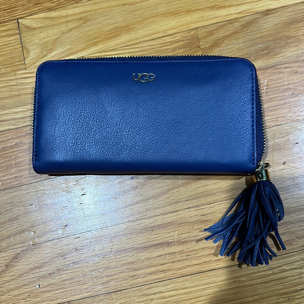 Blue ugg wallet